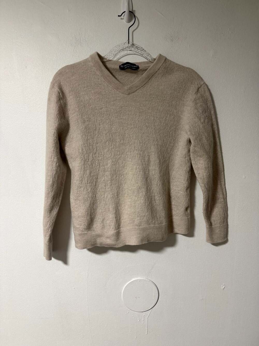 Hart Schaffner Marx Extra Fine Merino Wool V-Neck Sweater Beige Size L